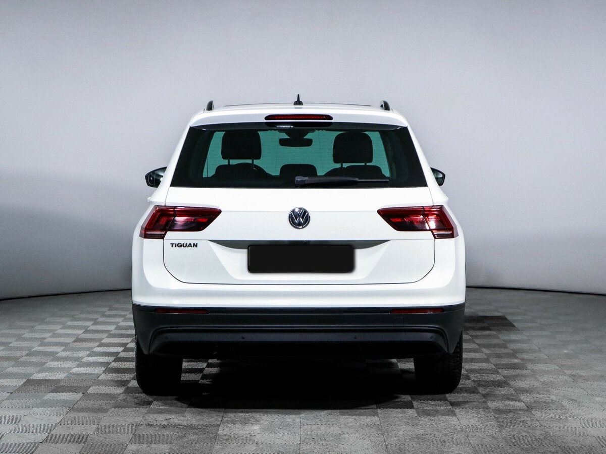 Volkswagen Tiguan б/у, 2020, Роботизированная. Фото: #4