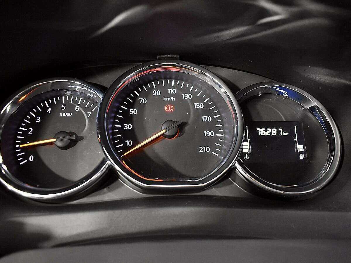 Renault Sandero б/у, 2020, Механическая. Фото: #10