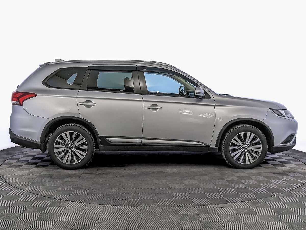 Mitsubishi Outlander б/у, 2020, Вариатор. Фото: #3