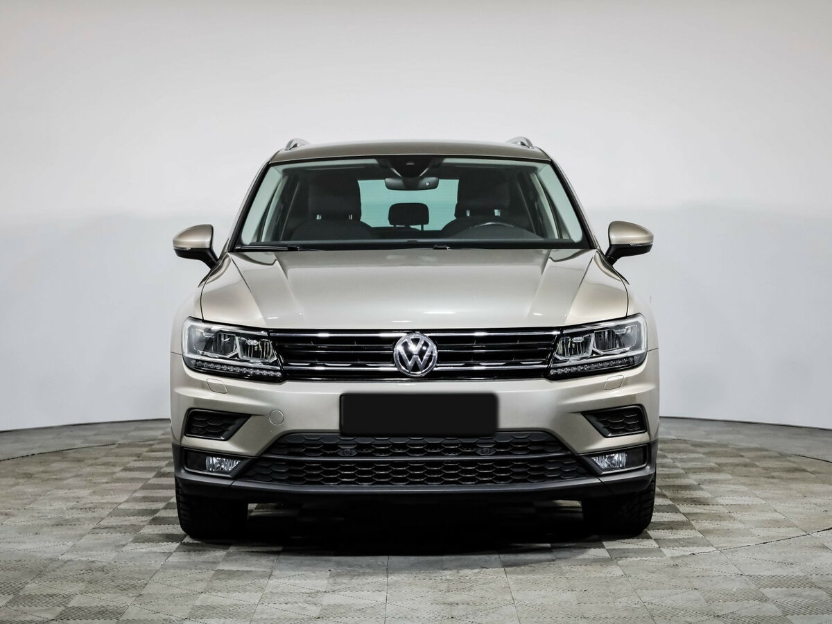 Volkswagen Tiguan б/у, 2020, Роботизированная. Фото: #1