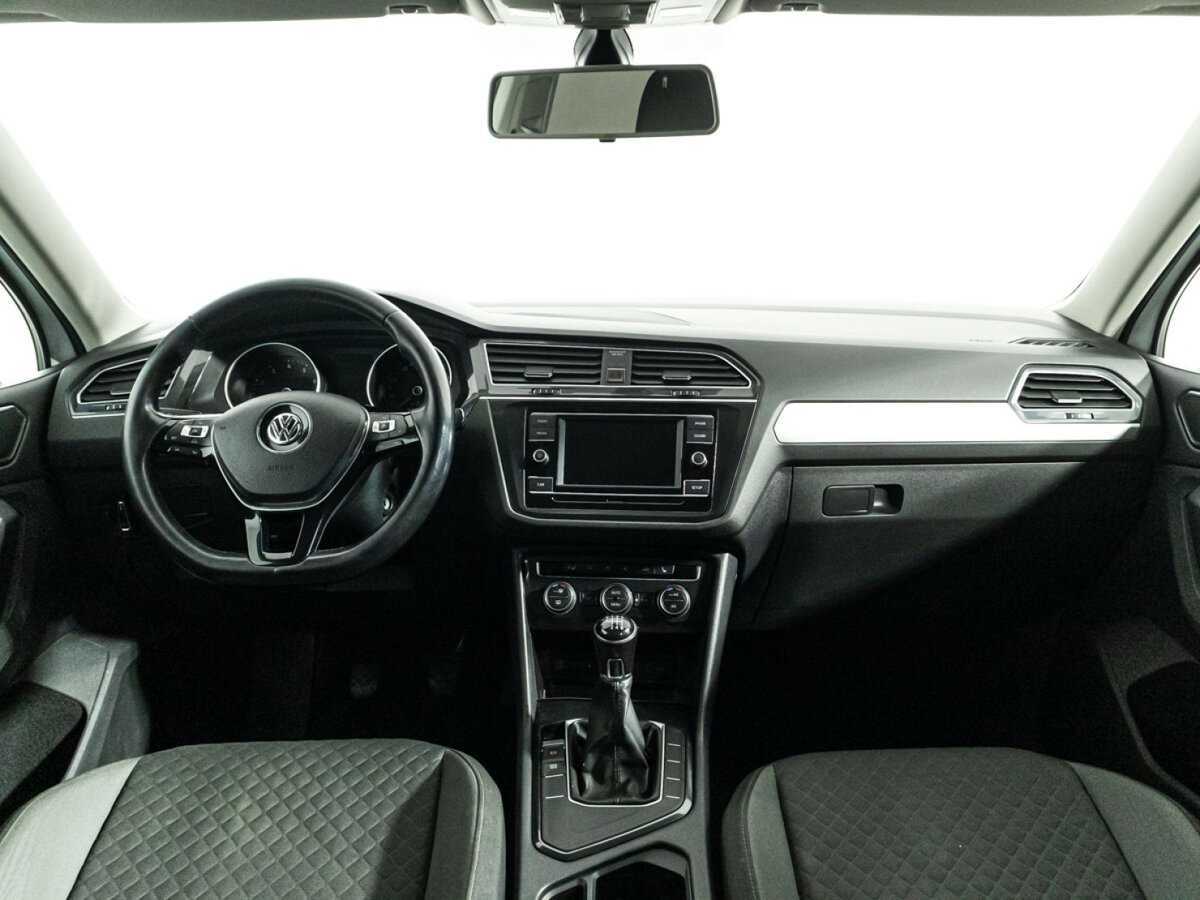 Volkswagen Tiguan б/у, 2018, Механическая. Фото: #12