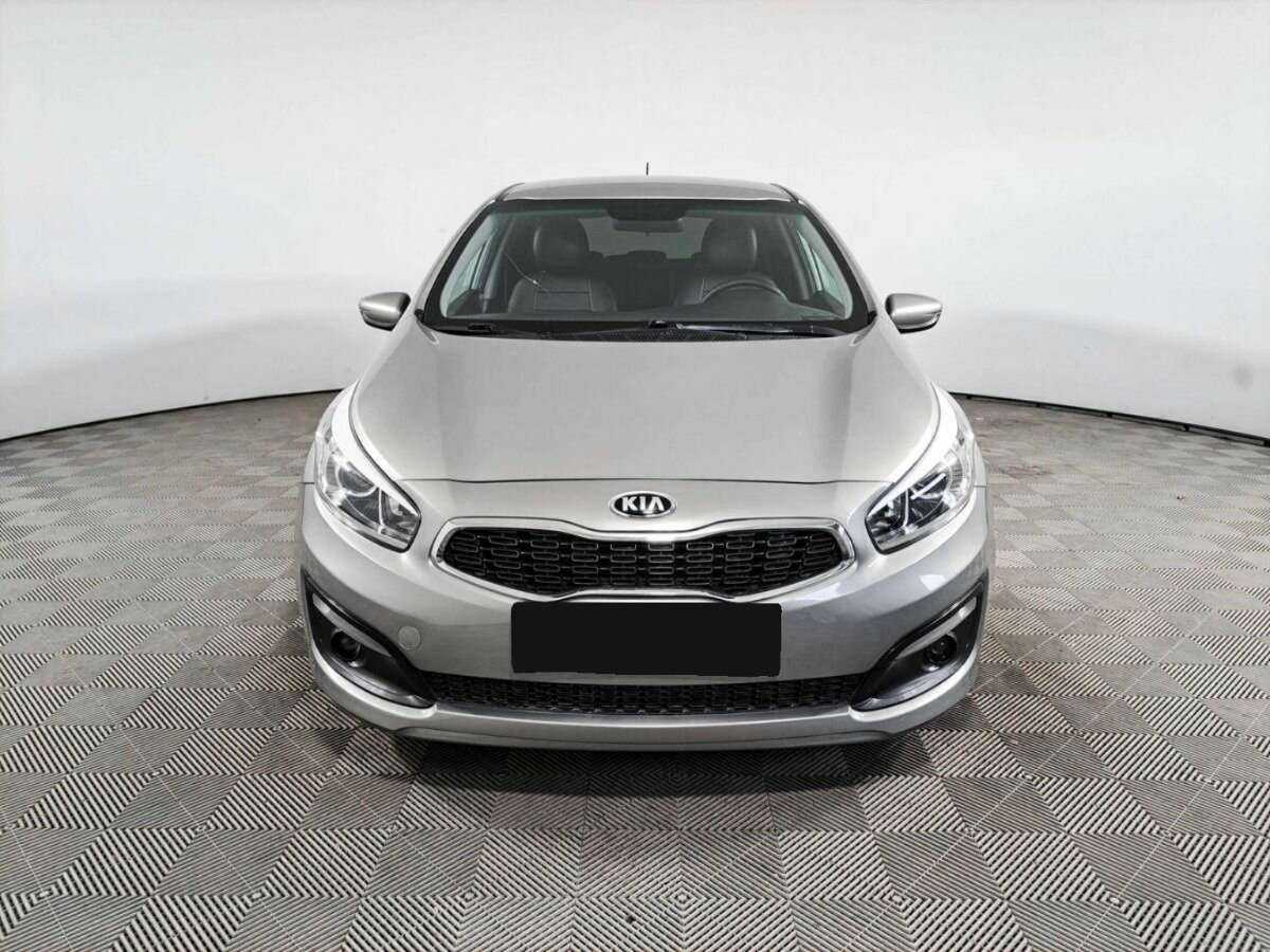Kia Ceed б/у, 2015, Механическая. Фото: #1