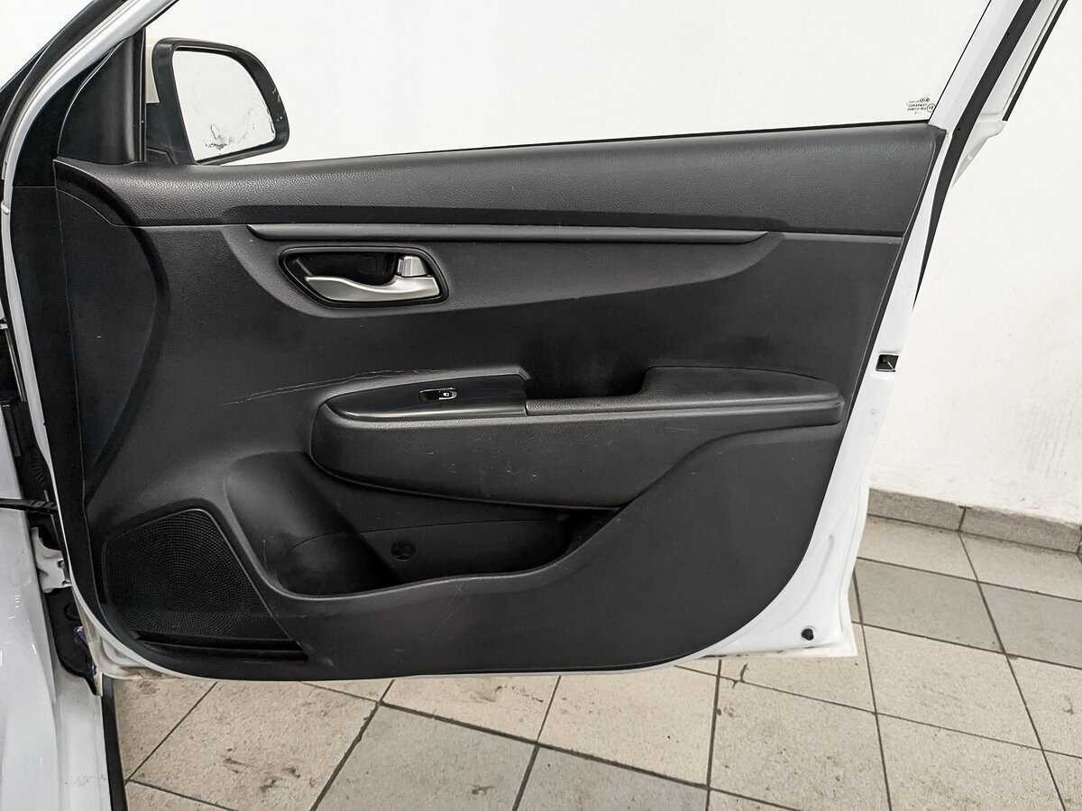 Kia Rio б/у, 2020, Автоматическая. Фото: #21