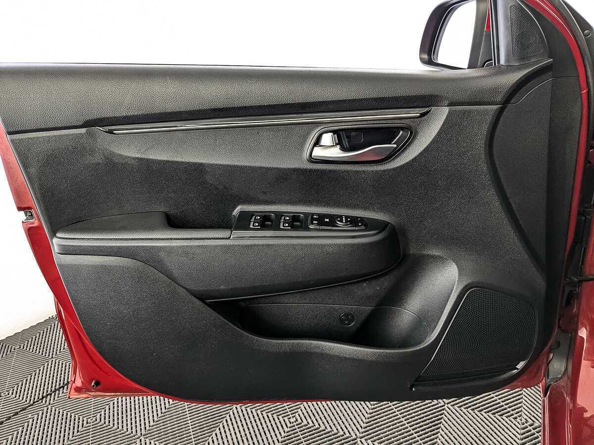 Kia Rio б/у, 2017, Автоматическая. Фото: #18