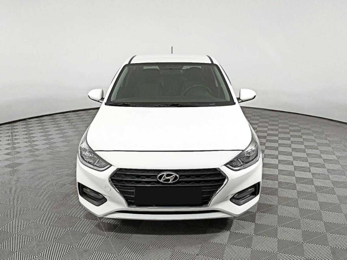 Hyundai Solaris б/у, 2017, Автоматическая. Фото: #1
