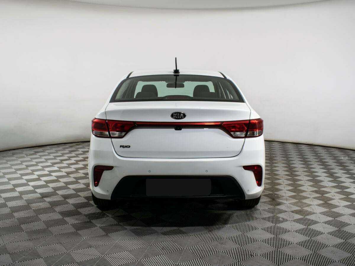 Kia Rio б/у, 2018, Механическая. Фото: #4