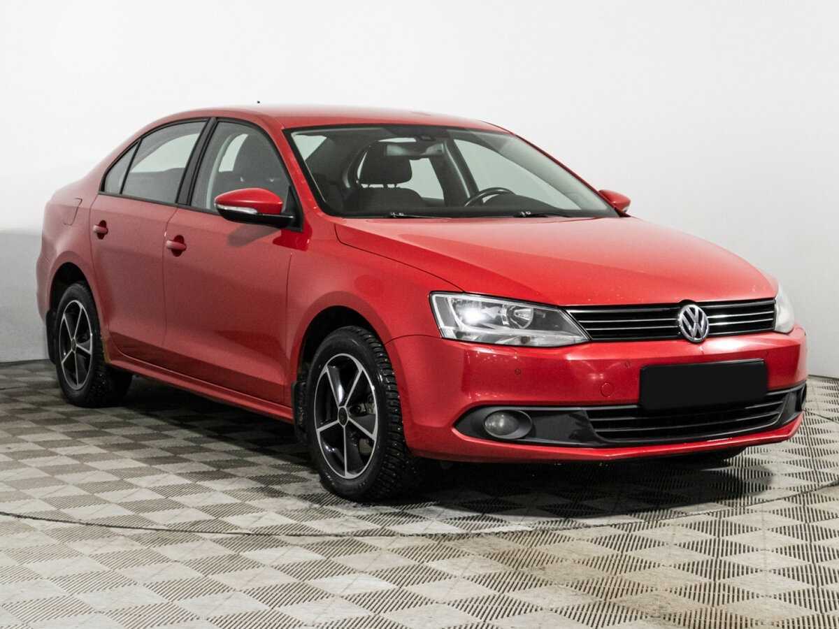 Volkswagen Jetta б/у, 2012, Механическая. Фото: #2