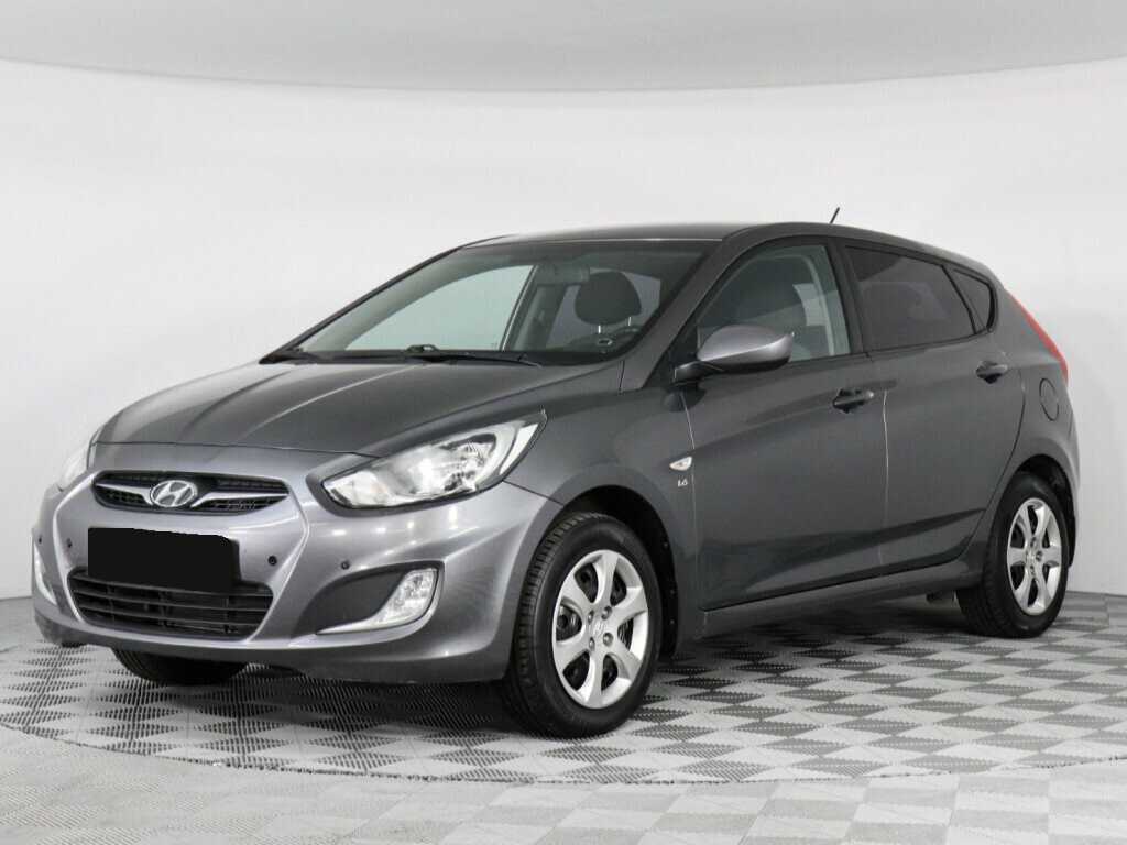 Hyundai Solaris б/у, 2012, Механическая. Посмотреть фото