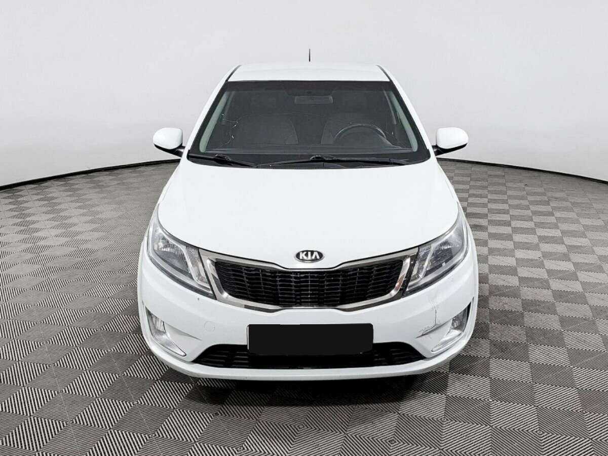 Kia Rio б/у, 2013, Механическая. Фото: #1
