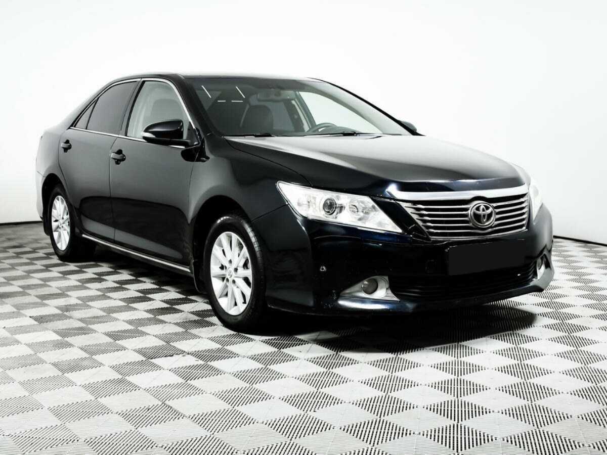 Toyota Camry б/у, 2013, Автоматическая. Фото: #2