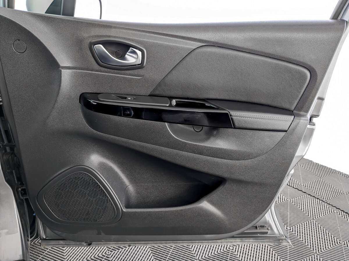 Renault Kaptur б/у, 2021, Вариатор. Фото: #19