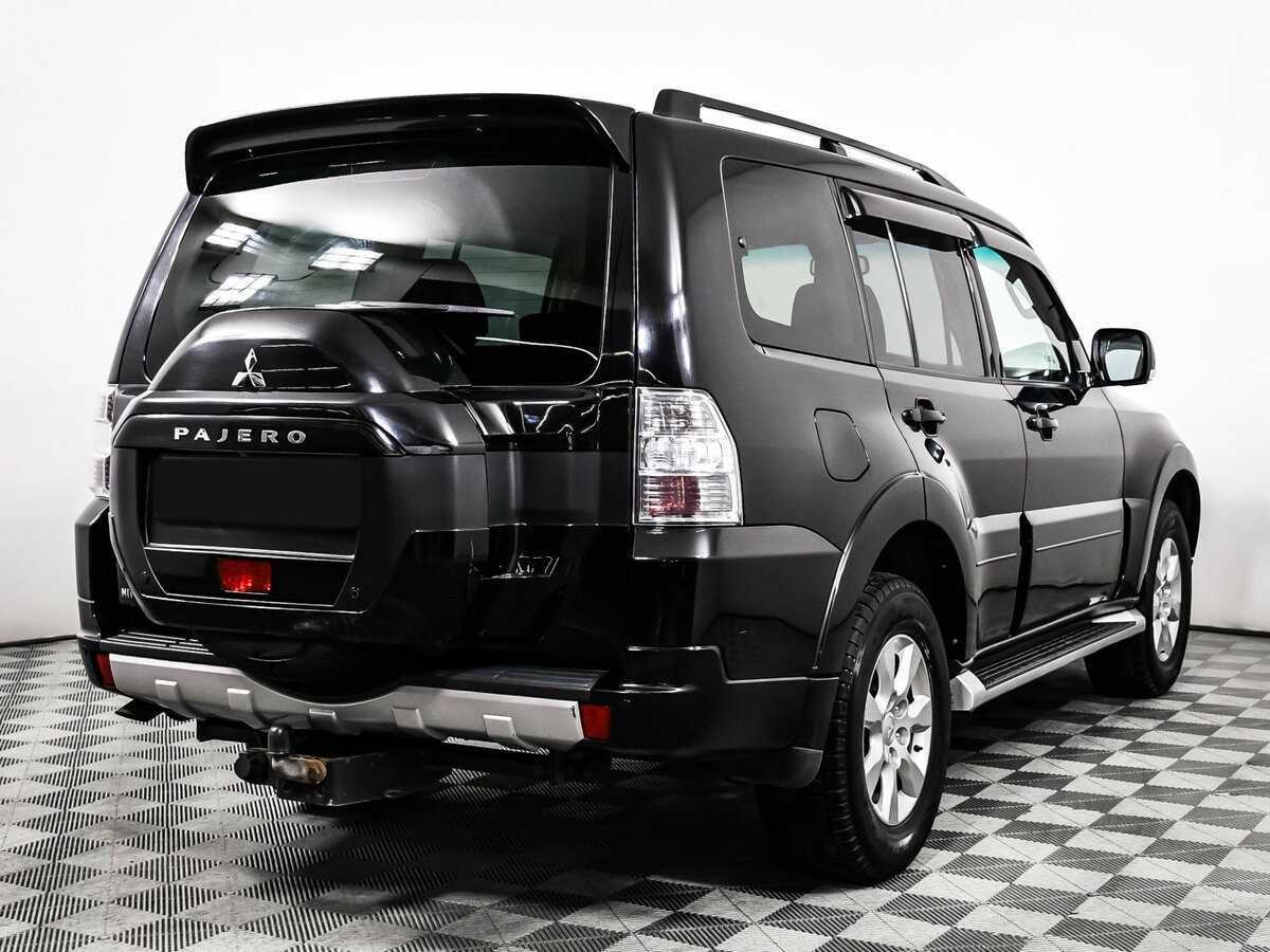 Mitsubishi Pajero б/у, 2015, Автоматическая. Фото: #4
