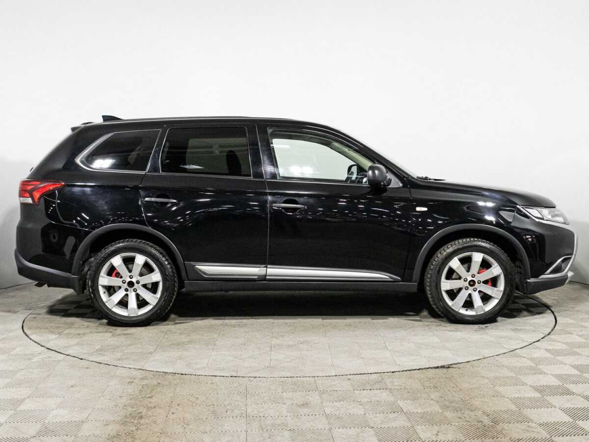 Mitsubishi Outlander б/у, 2018, Вариатор. Фото: #3