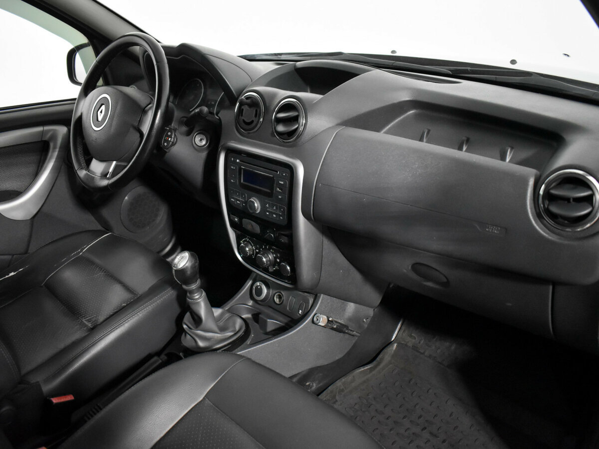 Renault Duster б/у, 2012, Механическая. Фото: #10