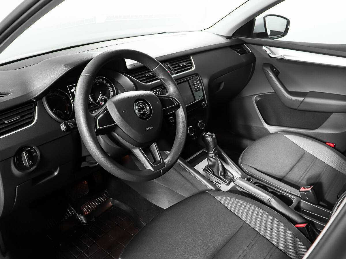 Skoda Octavia б/у, 2018, Автоматическая. Фото: #12