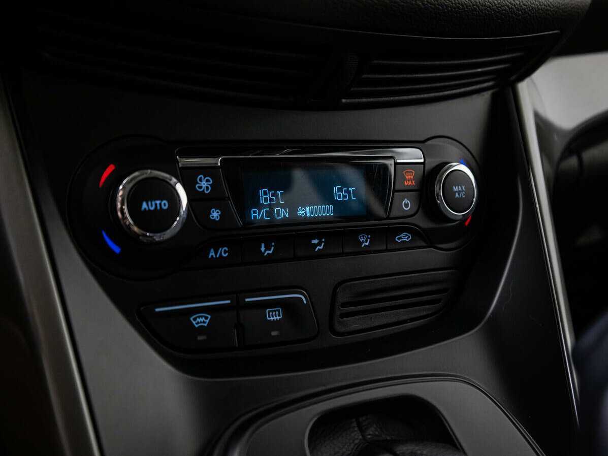Ford Kuga б/у, 2014, Автоматическая. Фото: #15