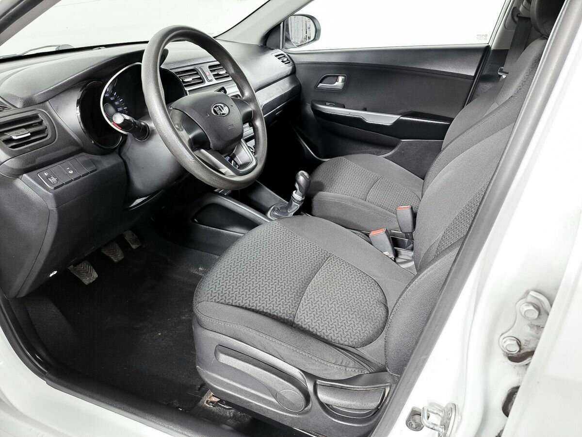 Kia Rio б/у, 2013, Механическая. Фото: #15