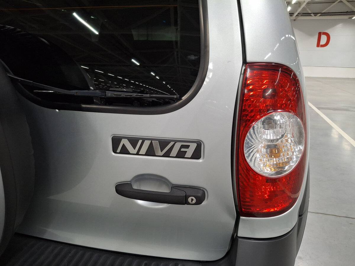Chevrolet Niva б/у, 2018, Механическая. Фото: #8