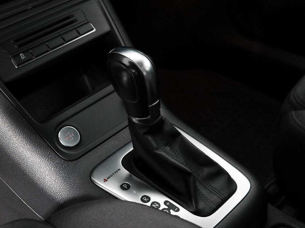 Volkswagen Tiguan б/у, 2013, Автоматическая. Фото: #6