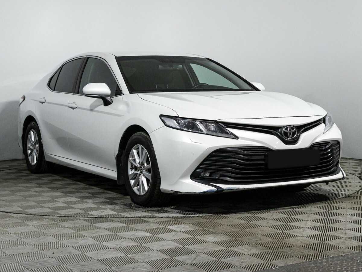 Toyota Camry б/у, 2018, Автоматическая. Фото: #2