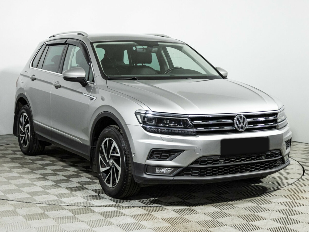Volkswagen Tiguan б/у, 2018, Роботизированная. Фото: #2