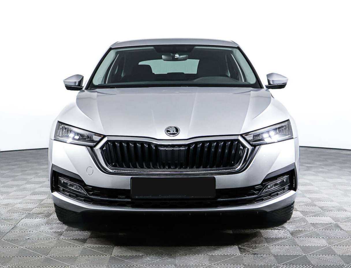 Skoda Octavia б/у, 2020, Роботизированная. Фото: #1