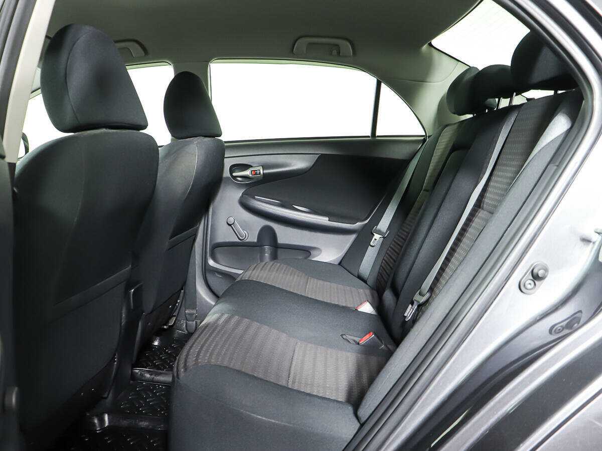 Toyota Corolla б/у, 2012, Автоматическая. Фото: #11