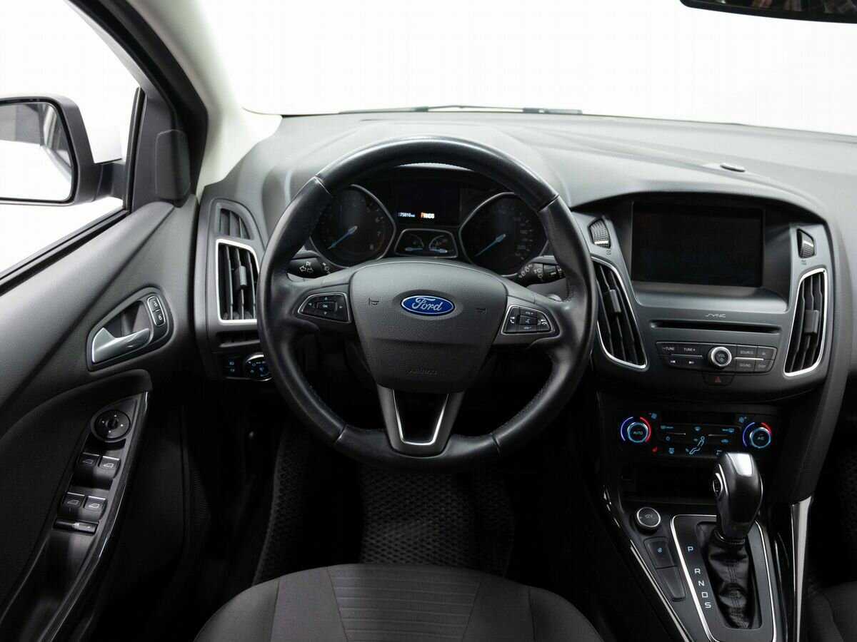 Ford Focus б/у, 2016, Автоматическая. Фото: #13