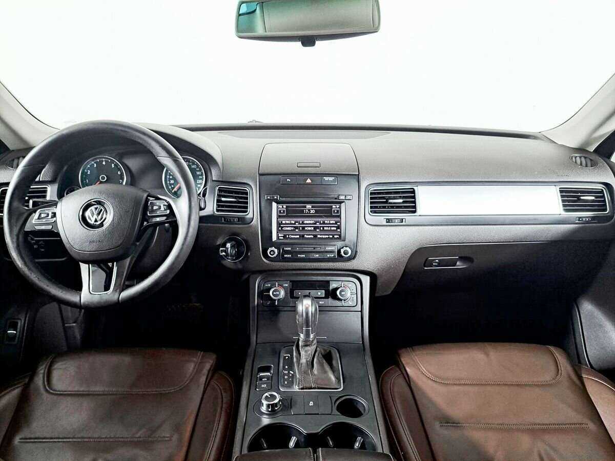 Volkswagen Touareg б/у, 2012, Автоматическая. Фото: #9