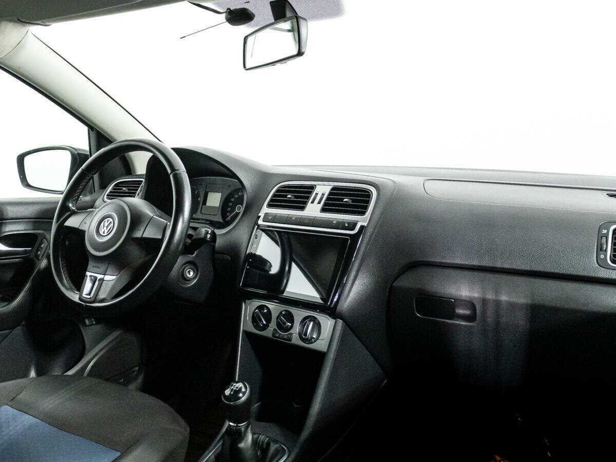 Volkswagen Polo б/у, 2013, Механическая. Фото: #8