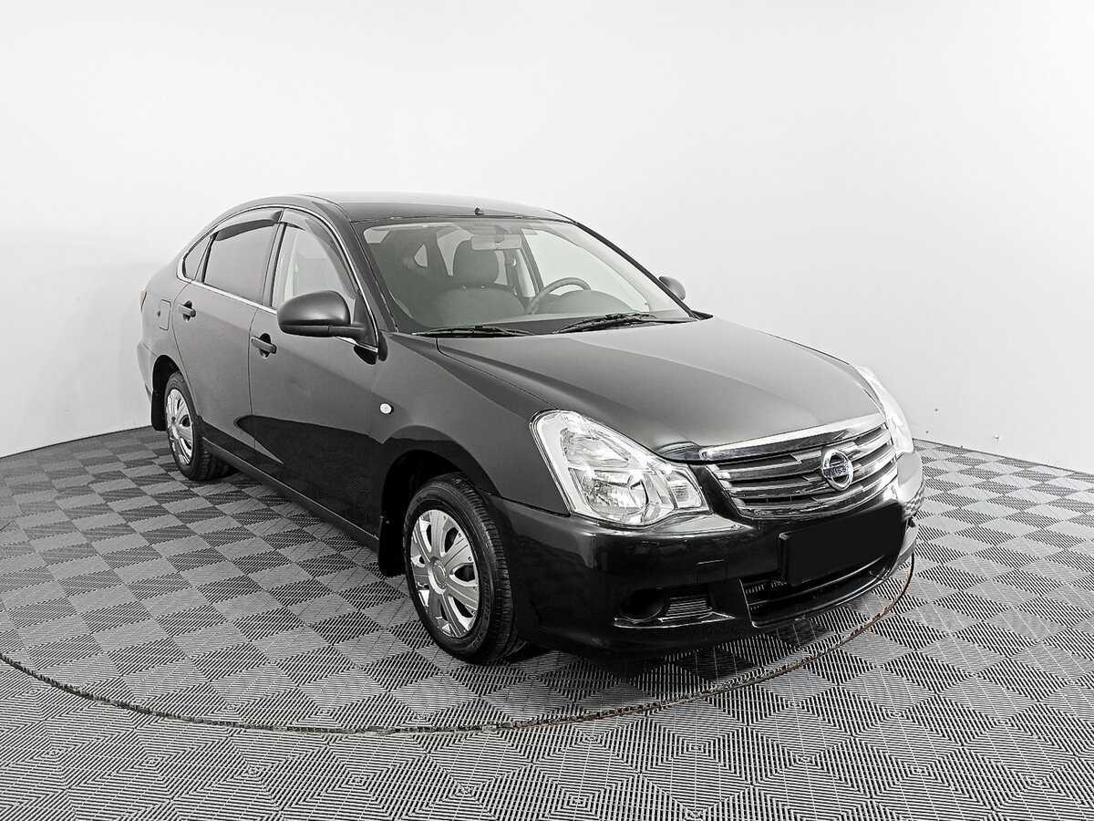 Nissan Almera б/у, 2016, Механическая. Фото: #2