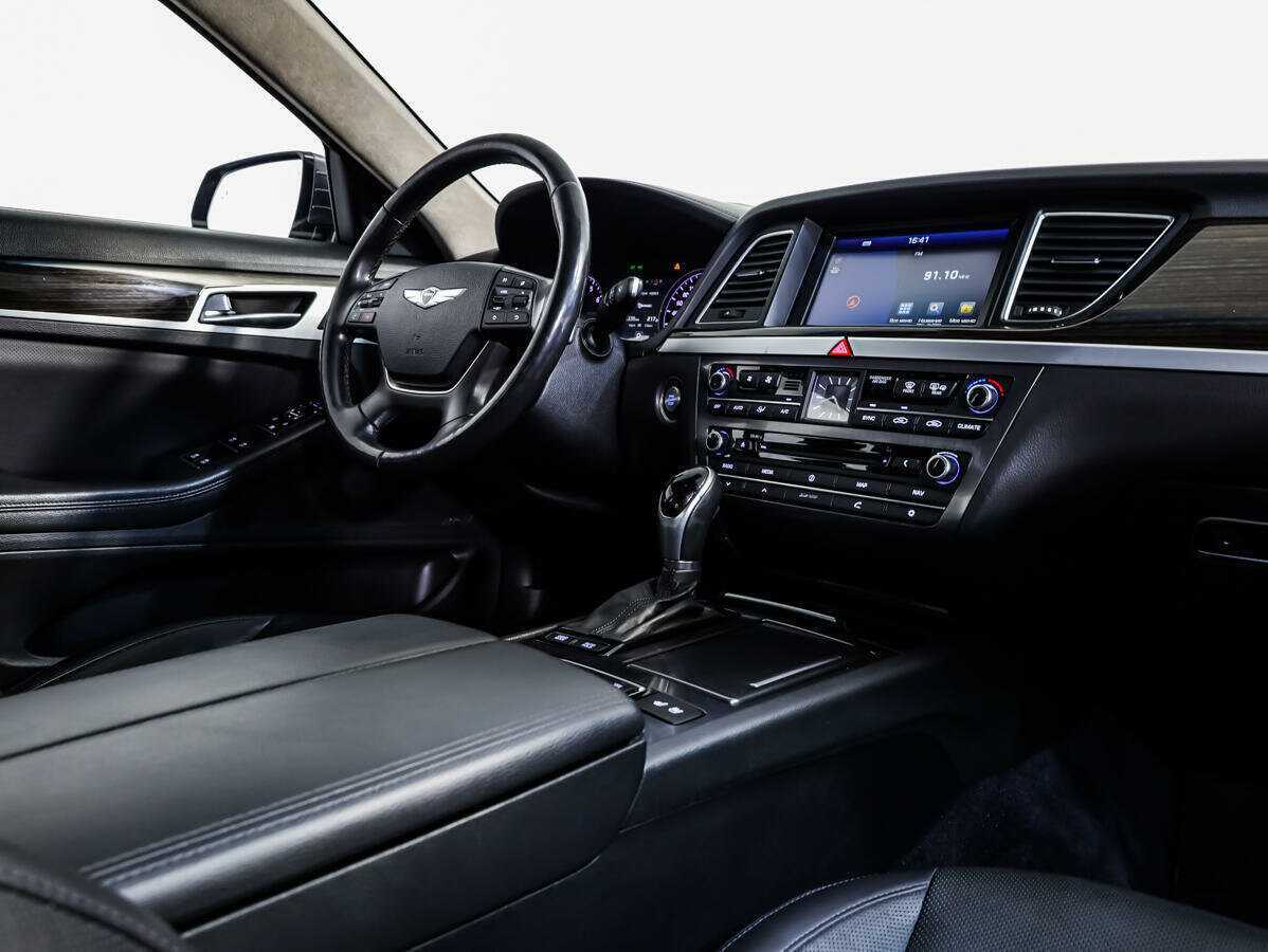Hyundai Genesis б/у, 2014, Автоматическая. Фото: #7