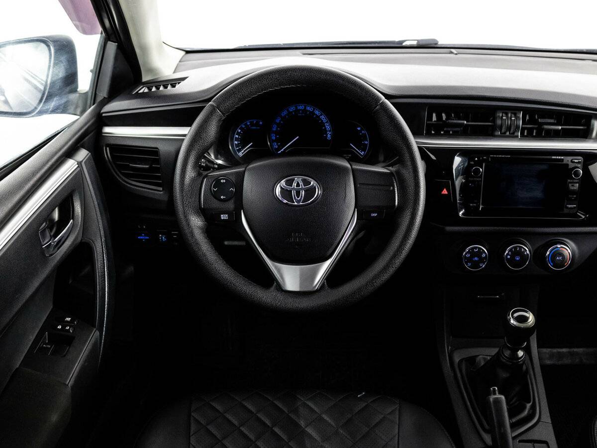 Toyota Corolla б/у, 2014, Механическая. Фото: #8