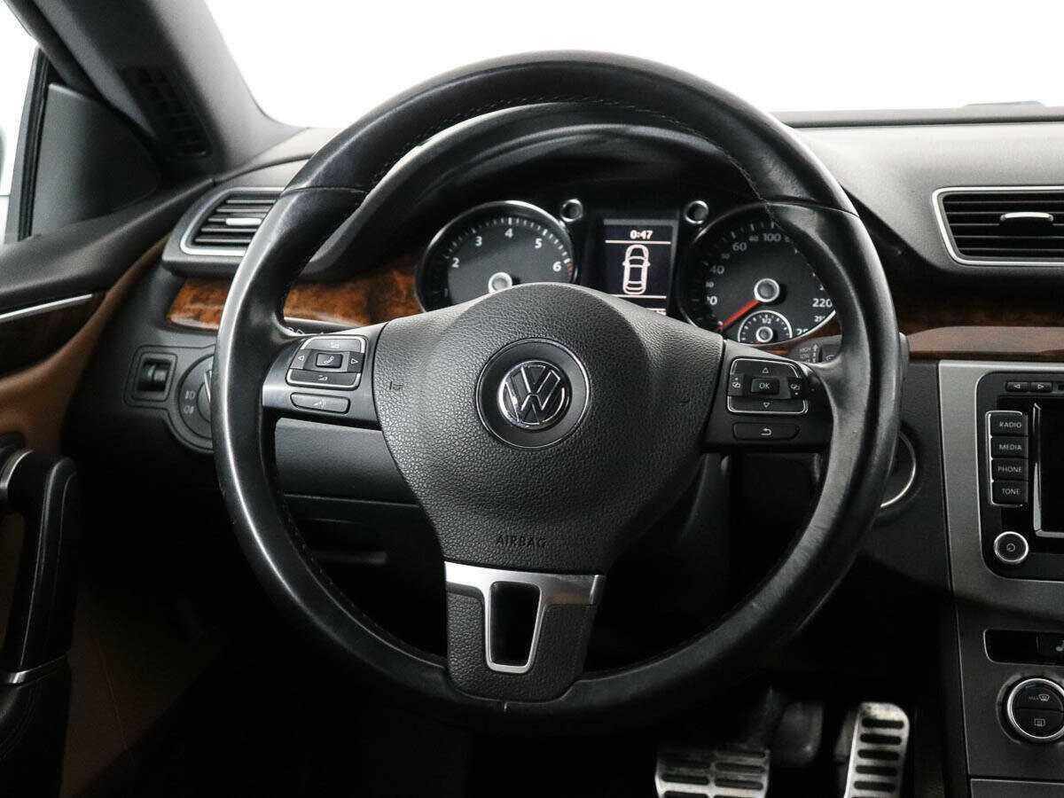 Volkswagen Passat CC б/у, 2012, Роботизированная. Фото: #12