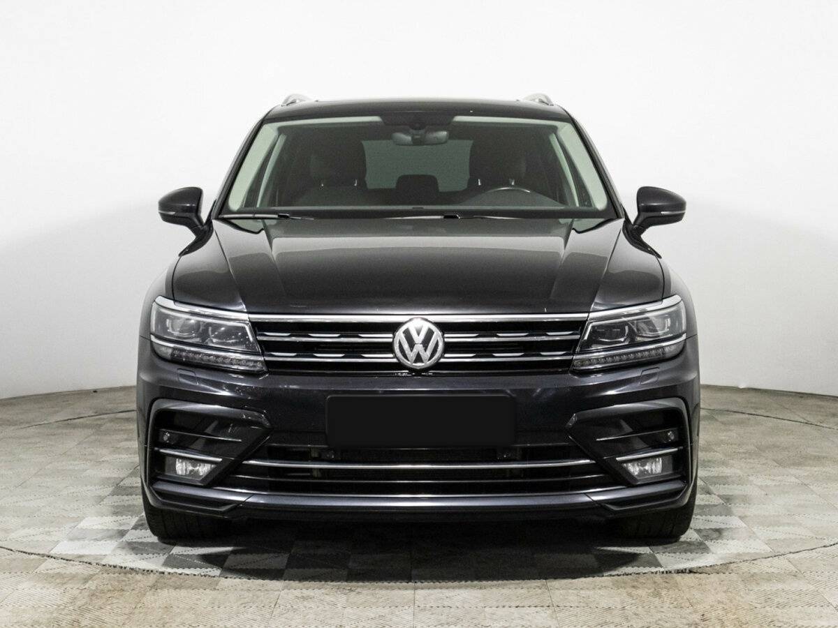 Volkswagen Tiguan б/у, 2018, Роботизированная. Фото: #1