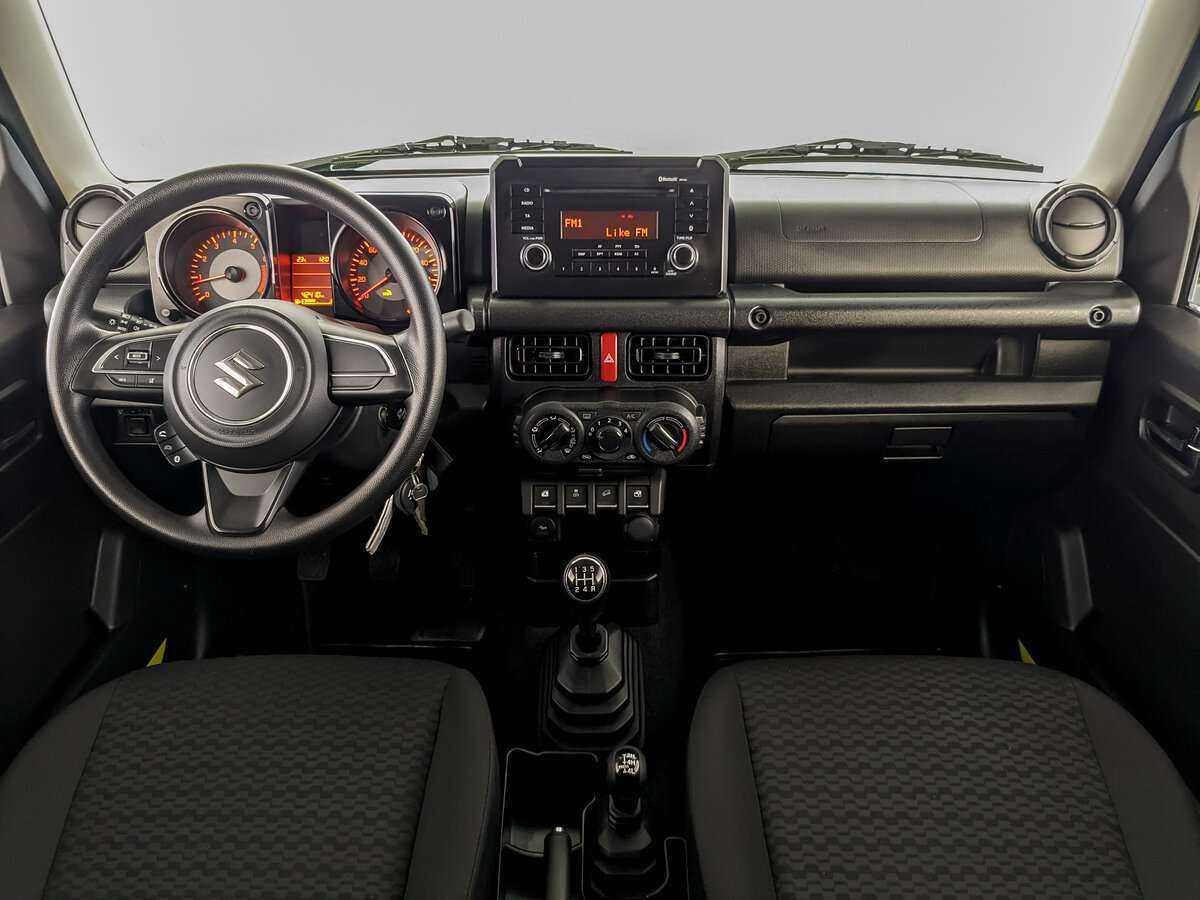 Suzuki Jimny б/у, 2019, Механическая. Фото: #11