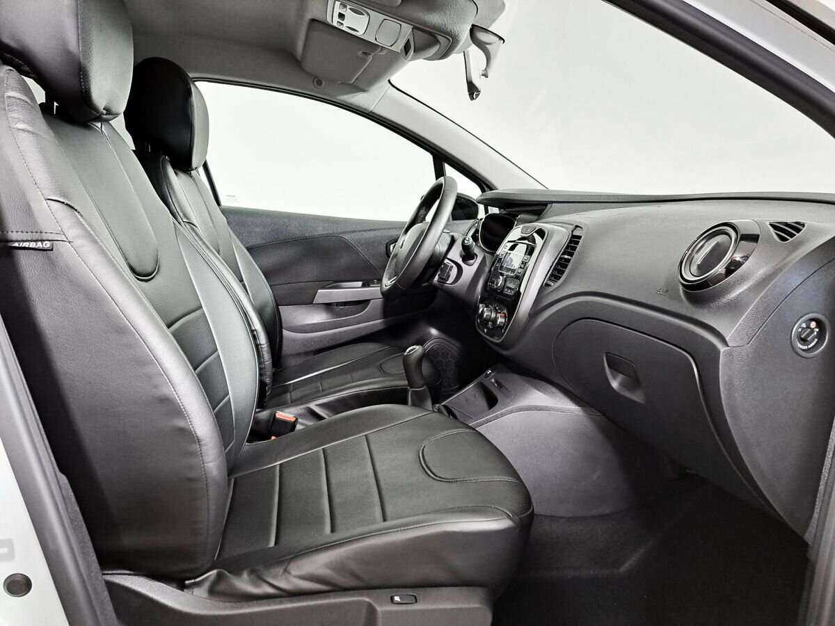 Renault Kaptur б/у, 2018, Механическая. Фото: #5