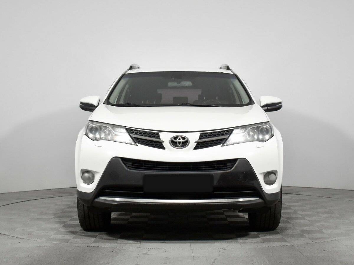 Toyota RAV4 б/у, 2015, Автоматическая. Фото: #1