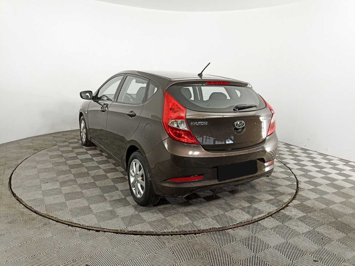 Hyundai Solaris б/у, 2014, Механическая. Фото: #6