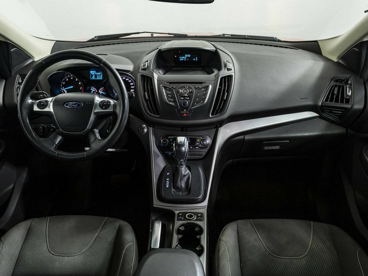 Ford Kuga б/у, 2015, Автоматическая. Фото: #10