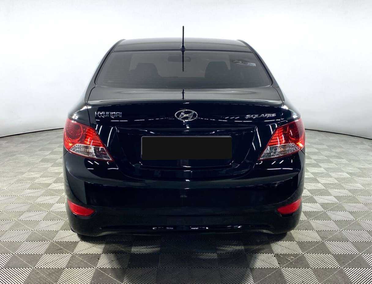 Hyundai Solaris б/у, 2013, Механическая. Фото: #5