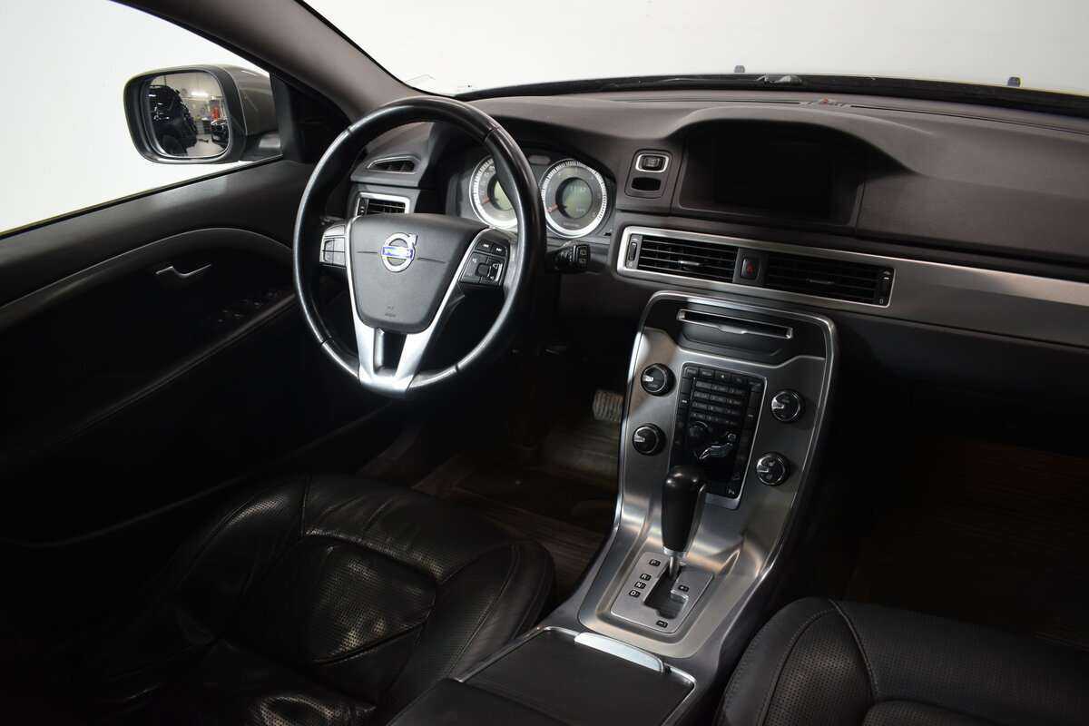 Volvo XC70 б/у, 2012, Автоматическая. Фото: #10