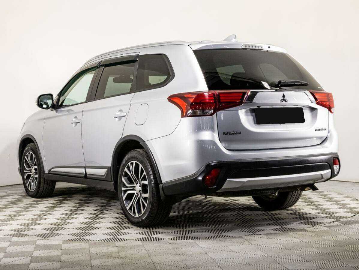 Mitsubishi Outlander б/у, 2018, Вариатор. Фото: #6