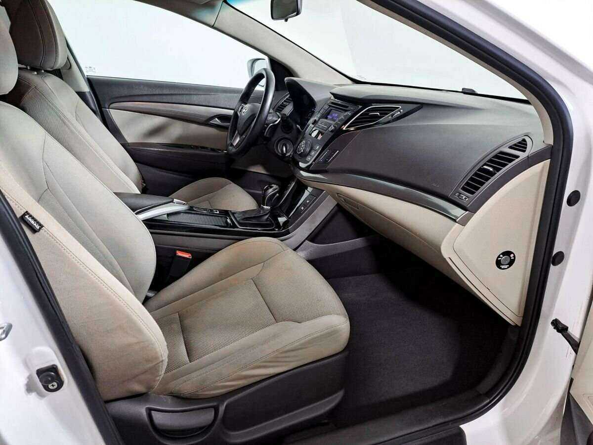 Hyundai i40 б/у, 2015, Автоматическая. Фото: #8