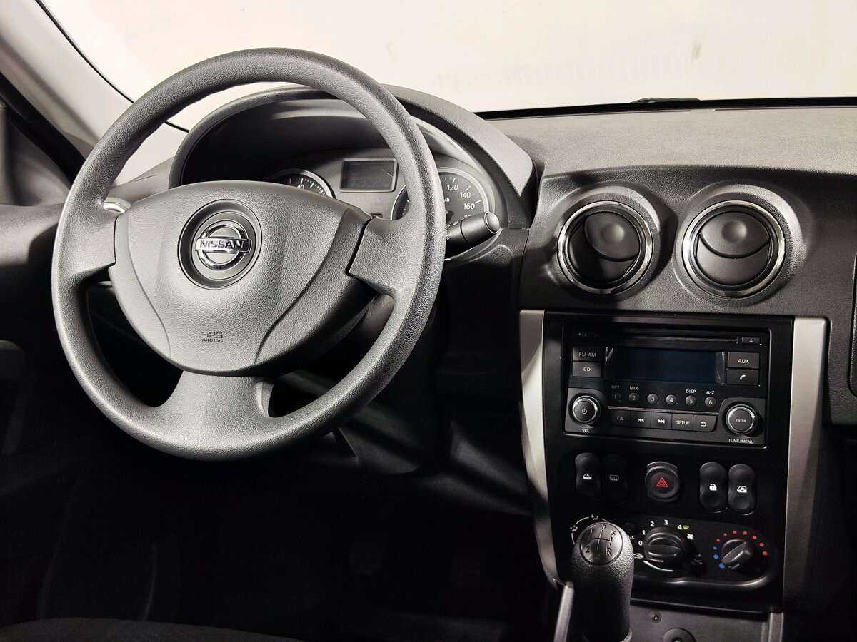 Nissan Almera б/у, 2016, Механическая. Фото: #9
