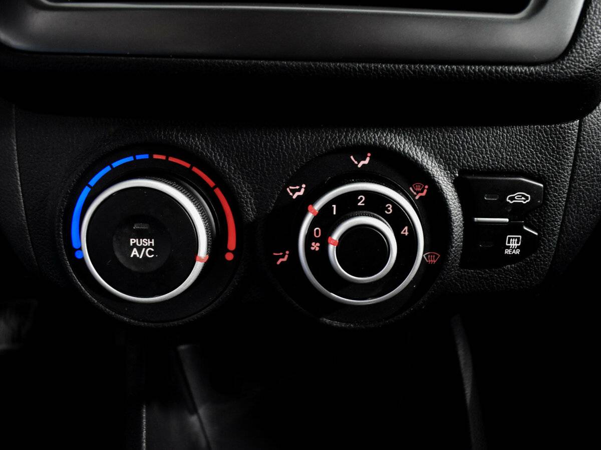 Kia Rio б/у, 2012, Автоматическая. Фото: #13