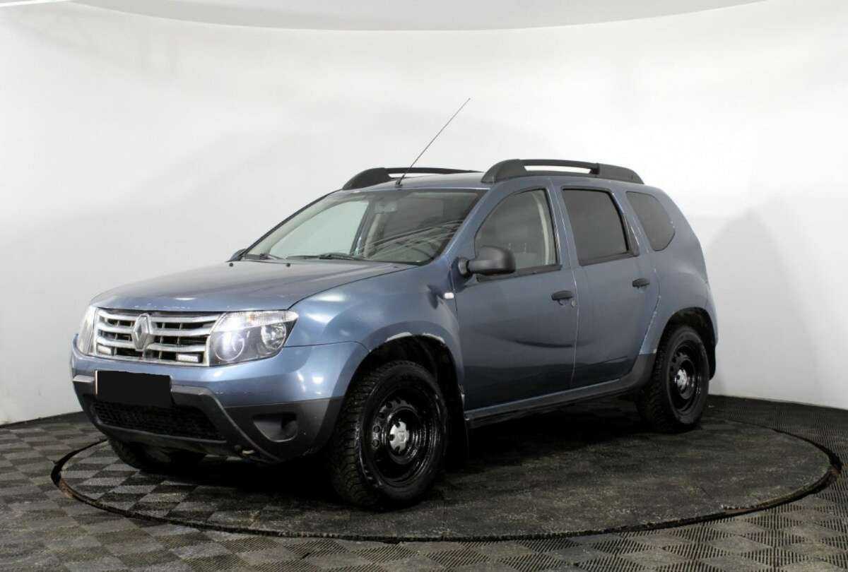 Renault Duster б/у, 2013, Механическая. Фото: #0