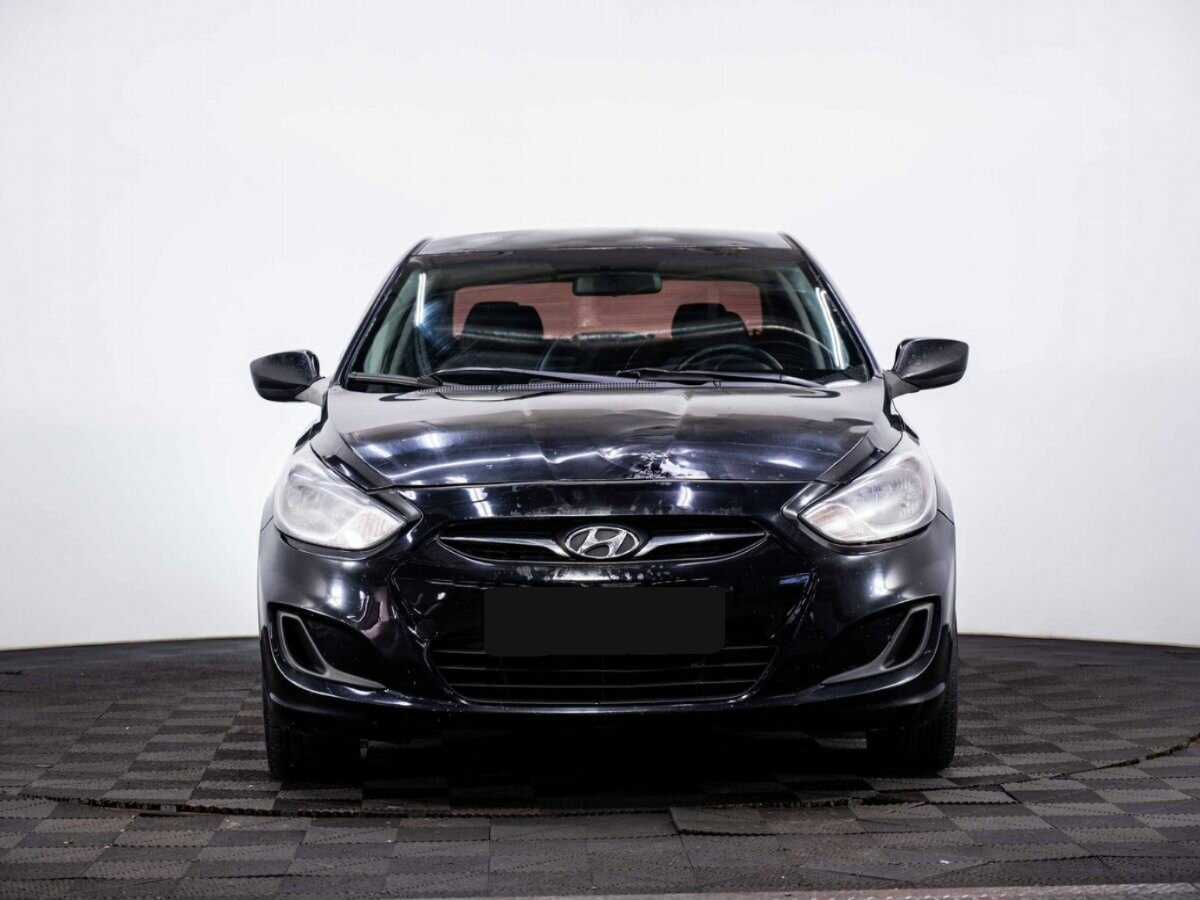 Hyundai Solaris б/у, 2013, Механическая. Фото: #1