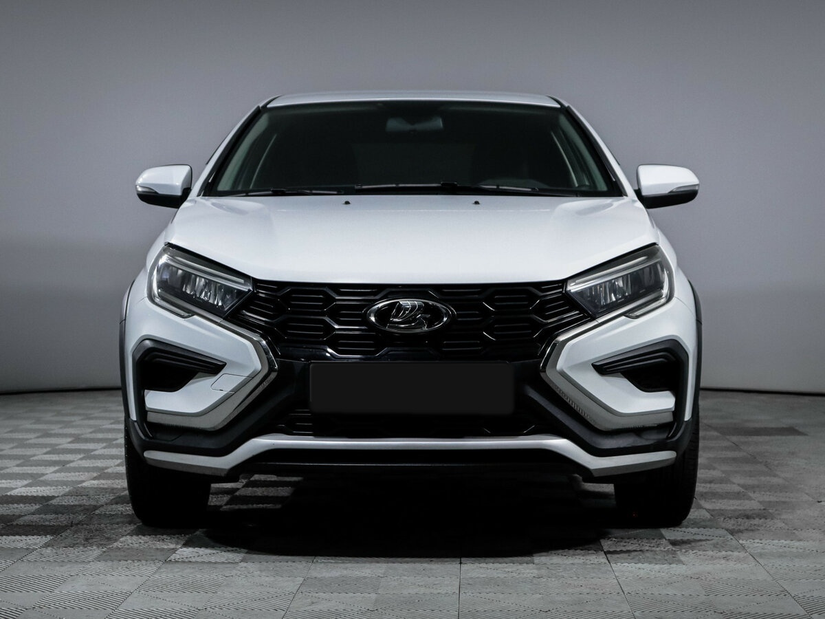 Lada (ВАЗ) Vesta б/у, 2023, Механическая. Фото: #1