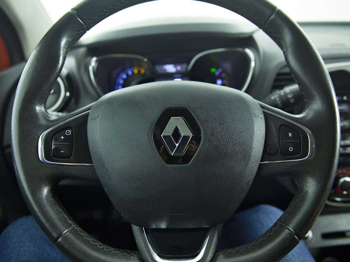 Renault Kaptur б/у, 2016, Автоматическая. Фото: #15